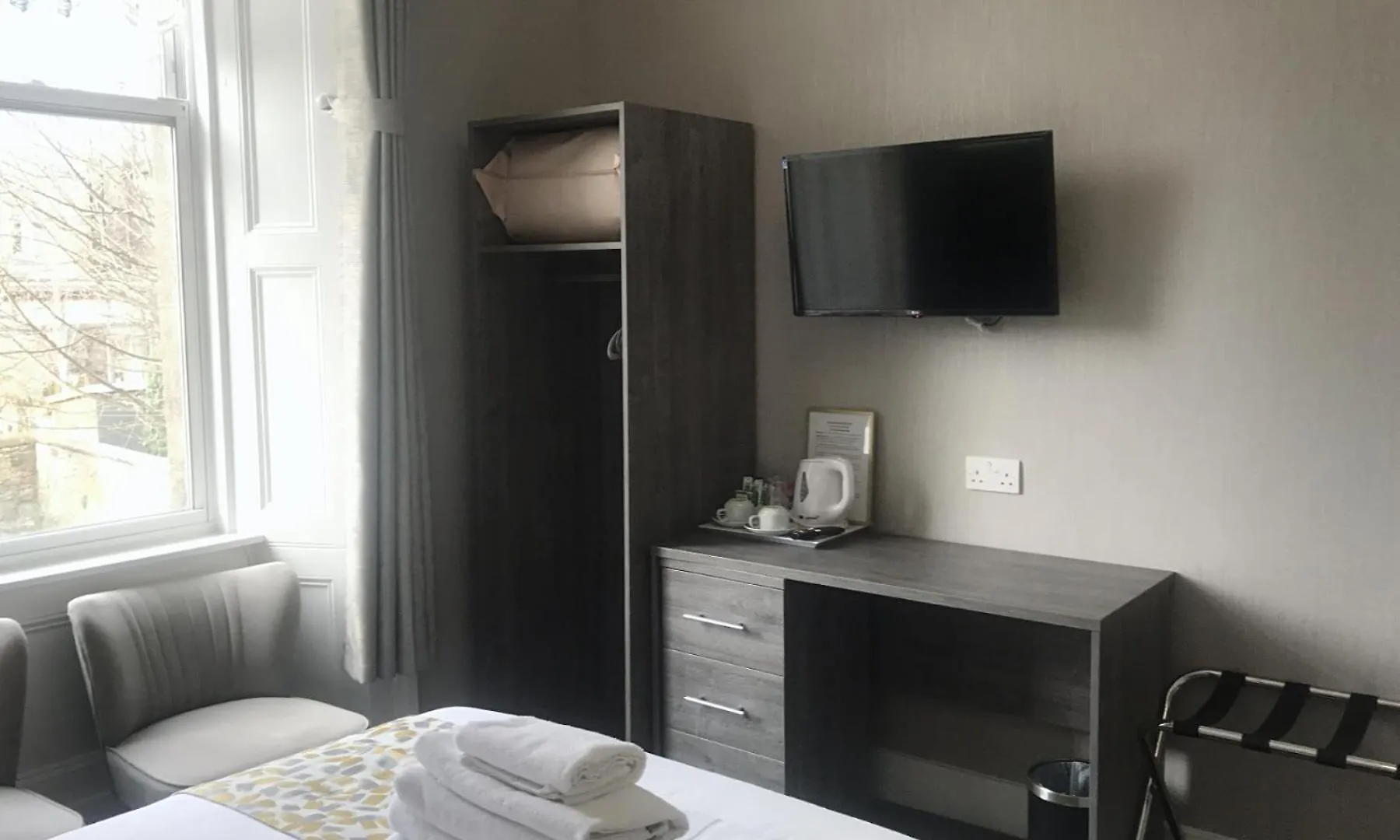 Arrandale Guest House EDI